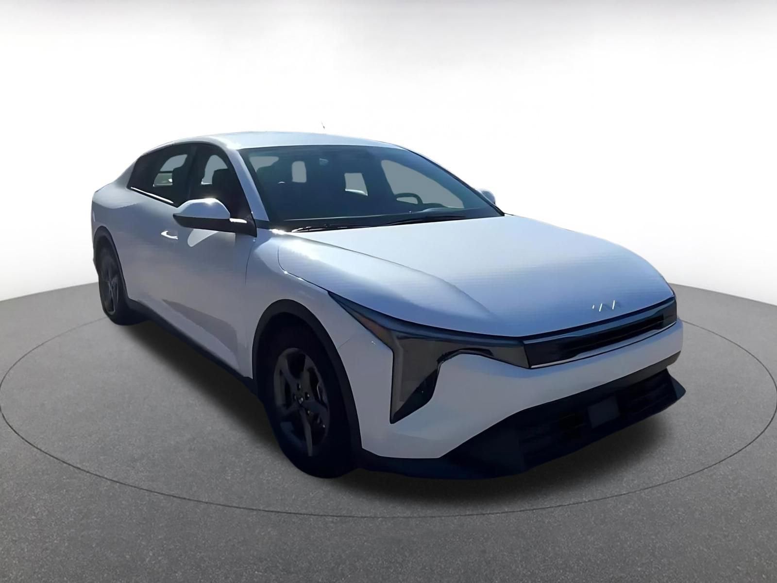 Thumbnail: 2025 Kia K4 - 3