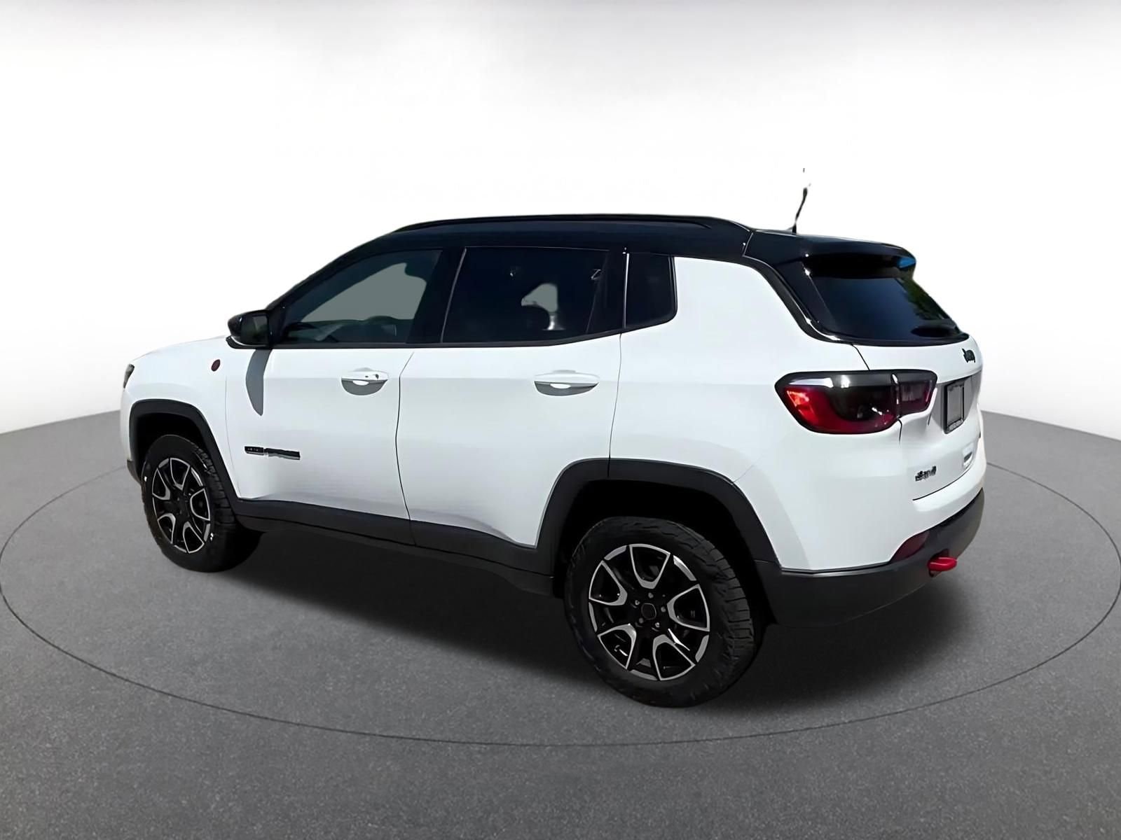 Thumbnail: 2025 Jeep Compass - 10