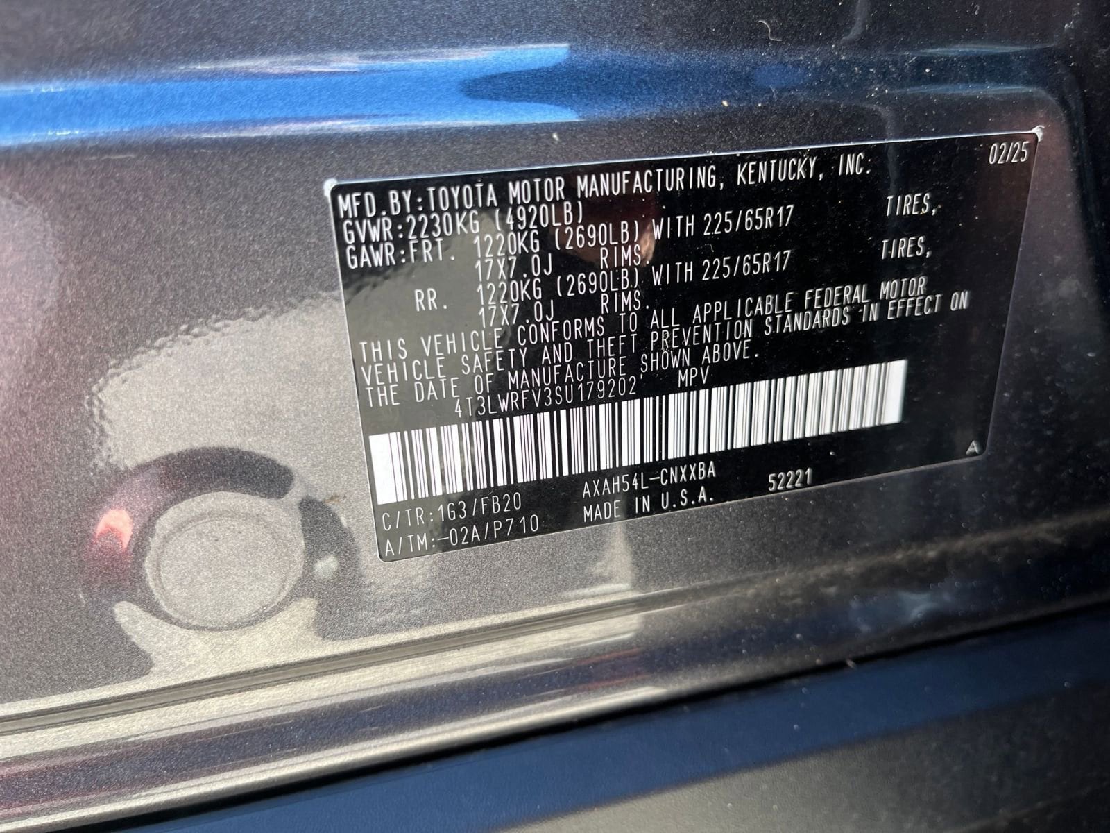 Thumbnail: 2025 Toyota RAV4 - 23