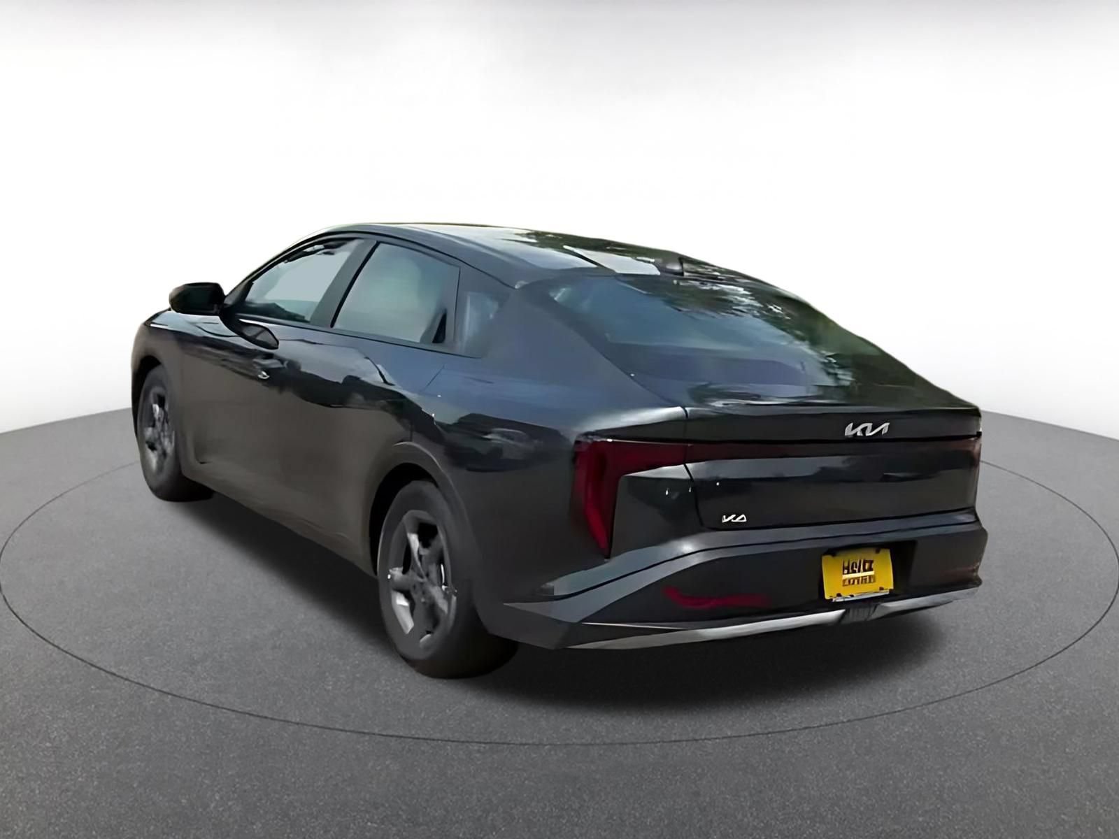 Thumbnail: 2026 Kia K4 - 10