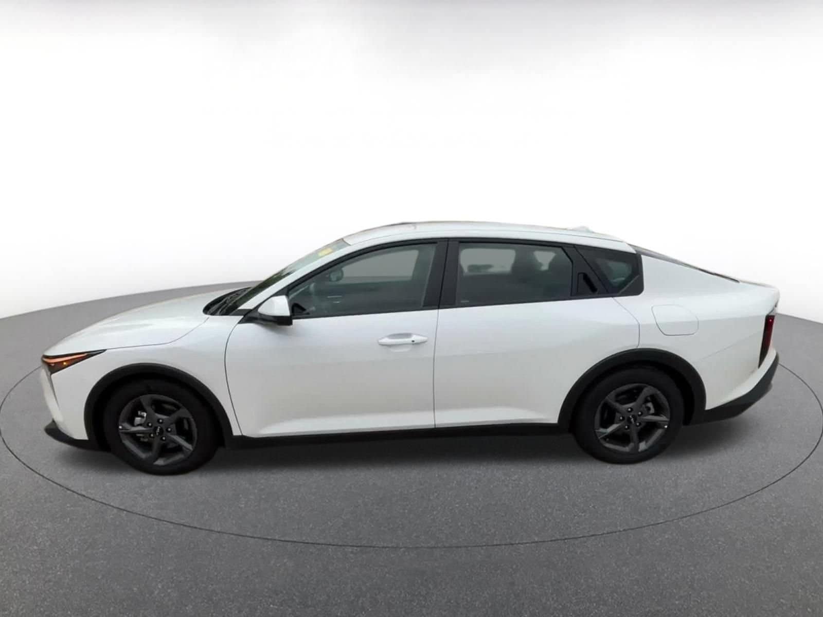 Thumbnail: 2026 Kia K4 - 8