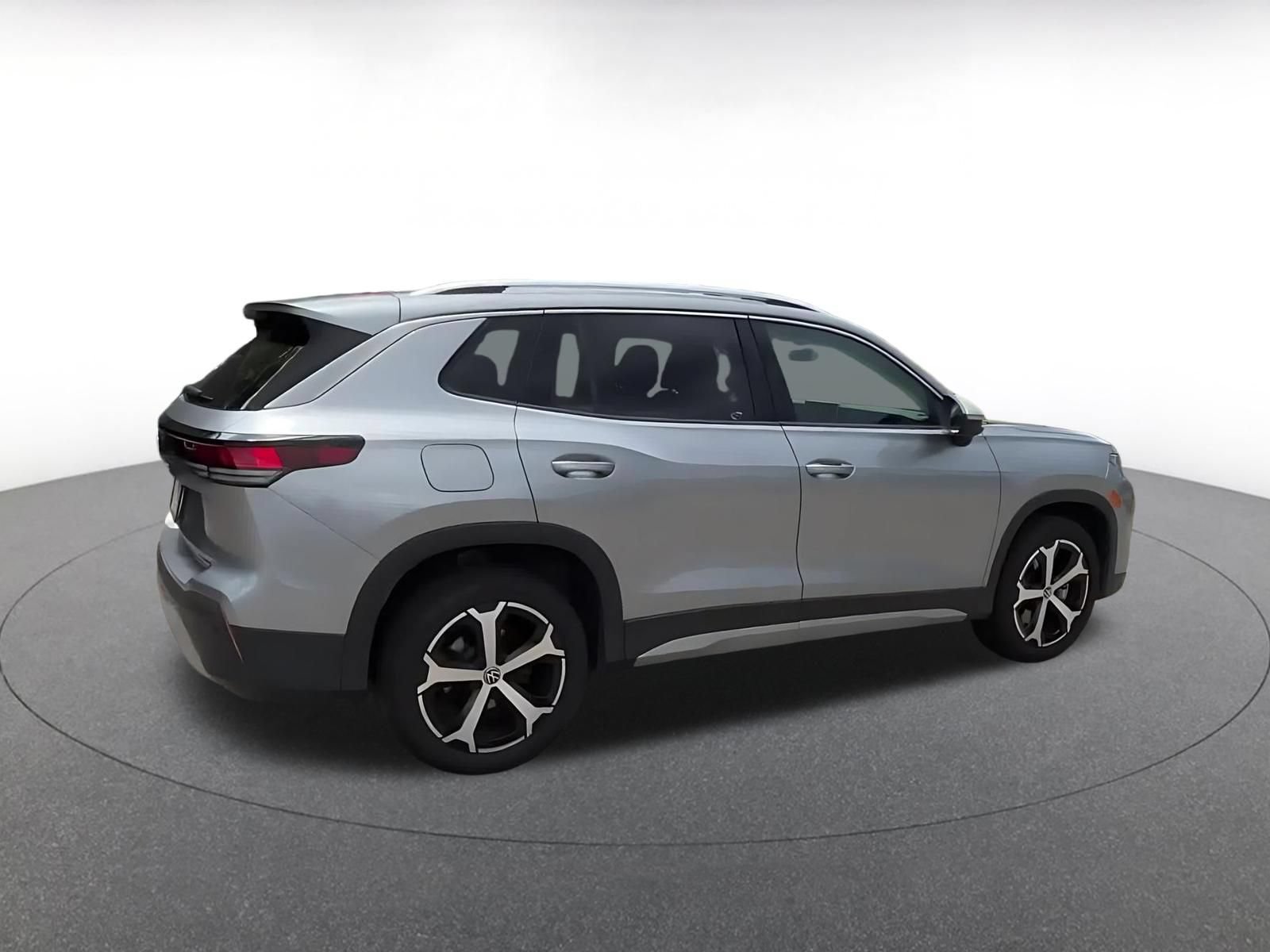 Thumbnail: 2026 Volkswagen Tiguan - 14