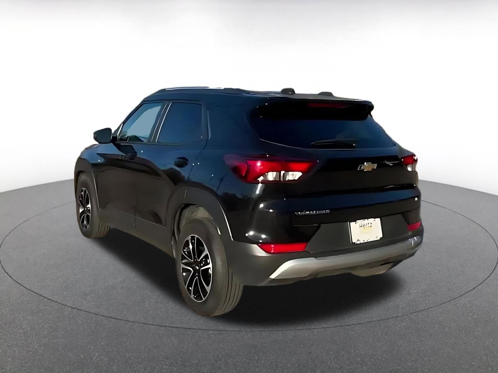 Thumbnail: 2025 Chevrolet TrailBlazer - 11