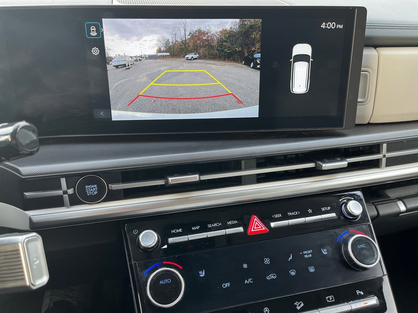 Thumbnail: 2025 Hyundai Santa Fe - 18