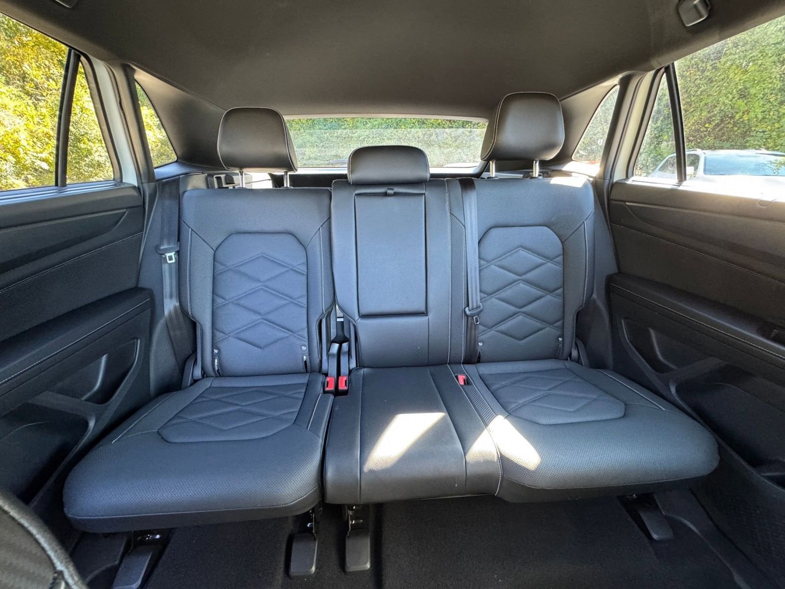 Thumbnail: 2025 Volkswagen Atlas - 33