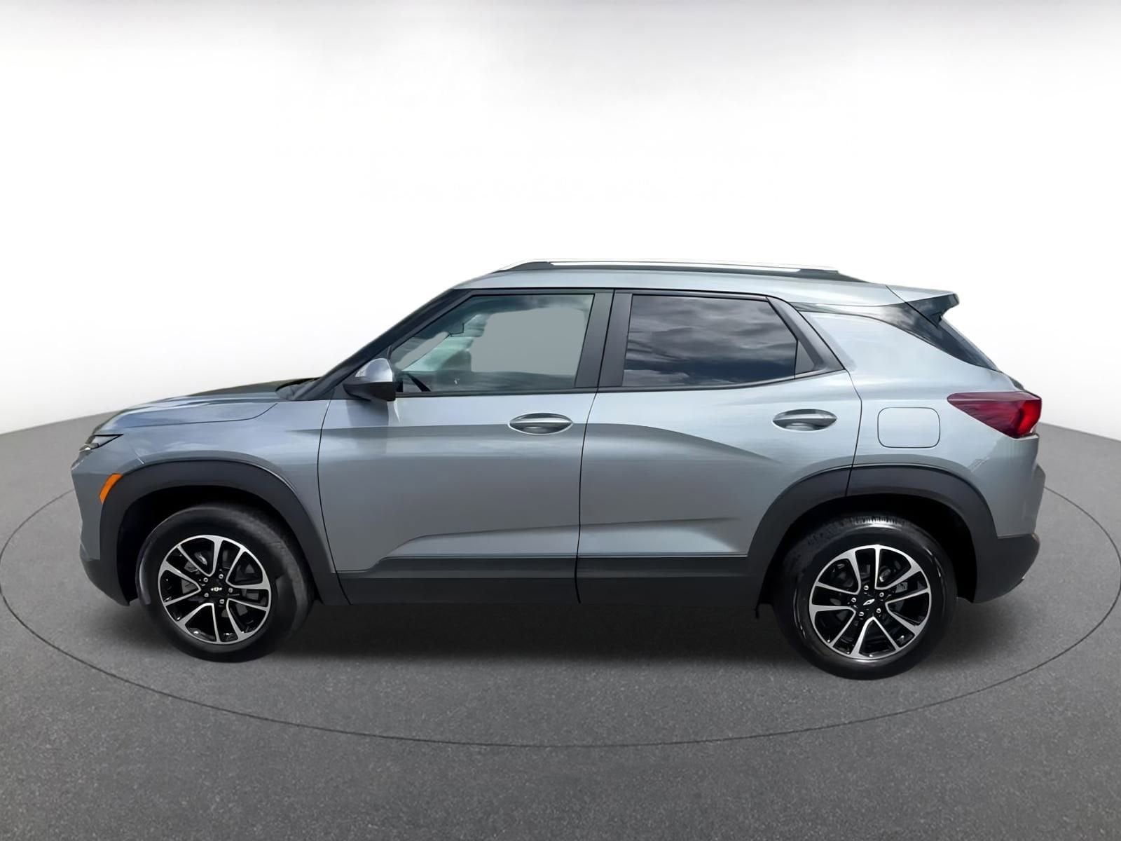 Thumbnail: 2024 Chevrolet TrailBlazer - 9