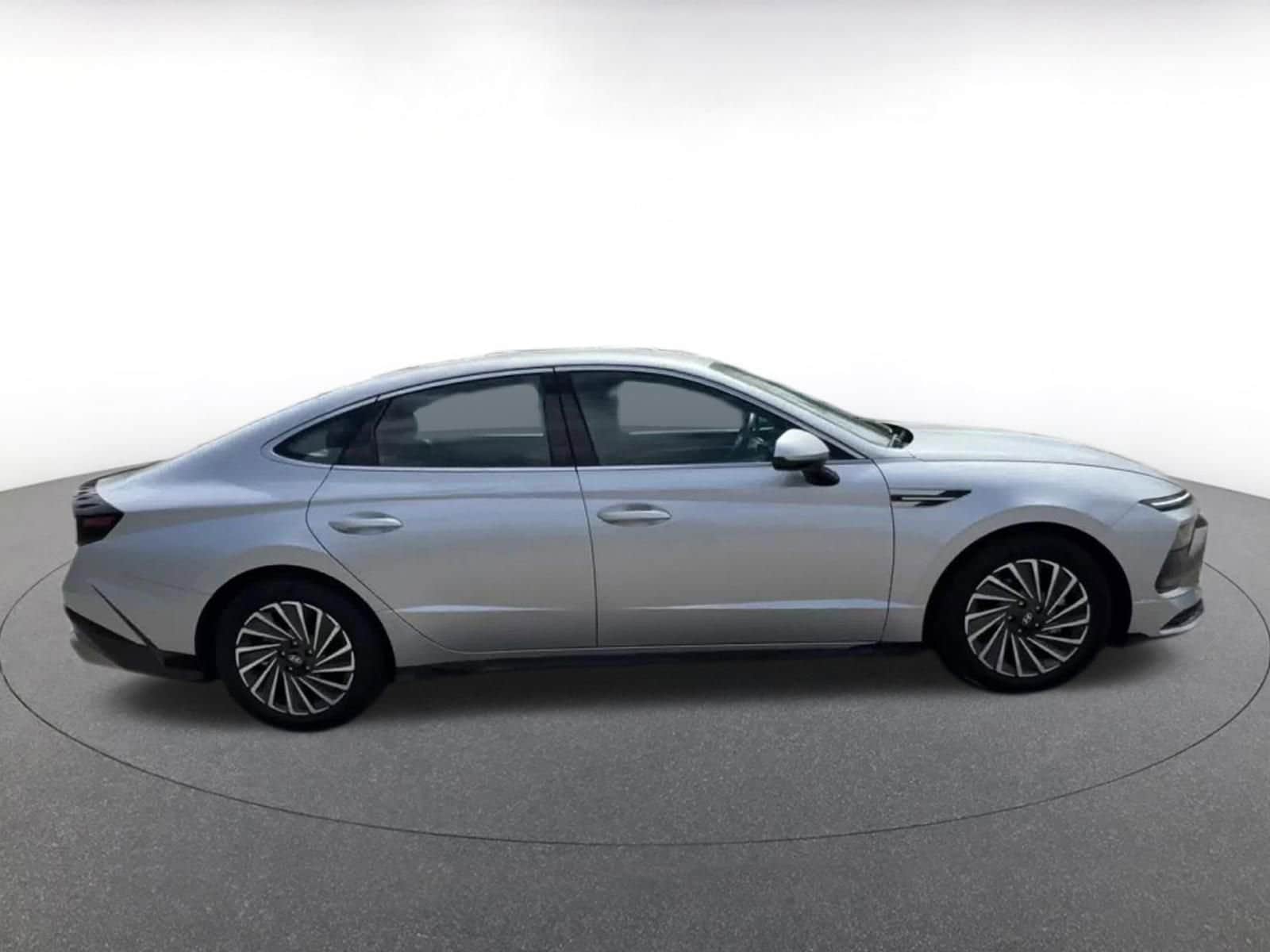 Thumbnail: 2025 Hyundai Sonata - 16