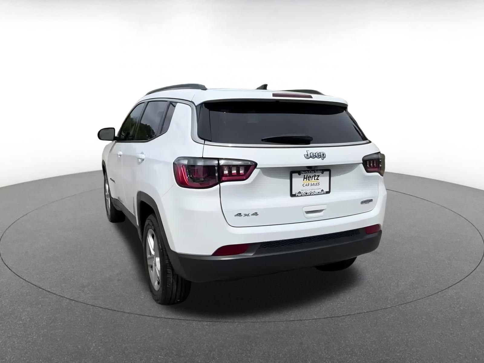 Thumbnail: 2023 Jeep Compass - 11