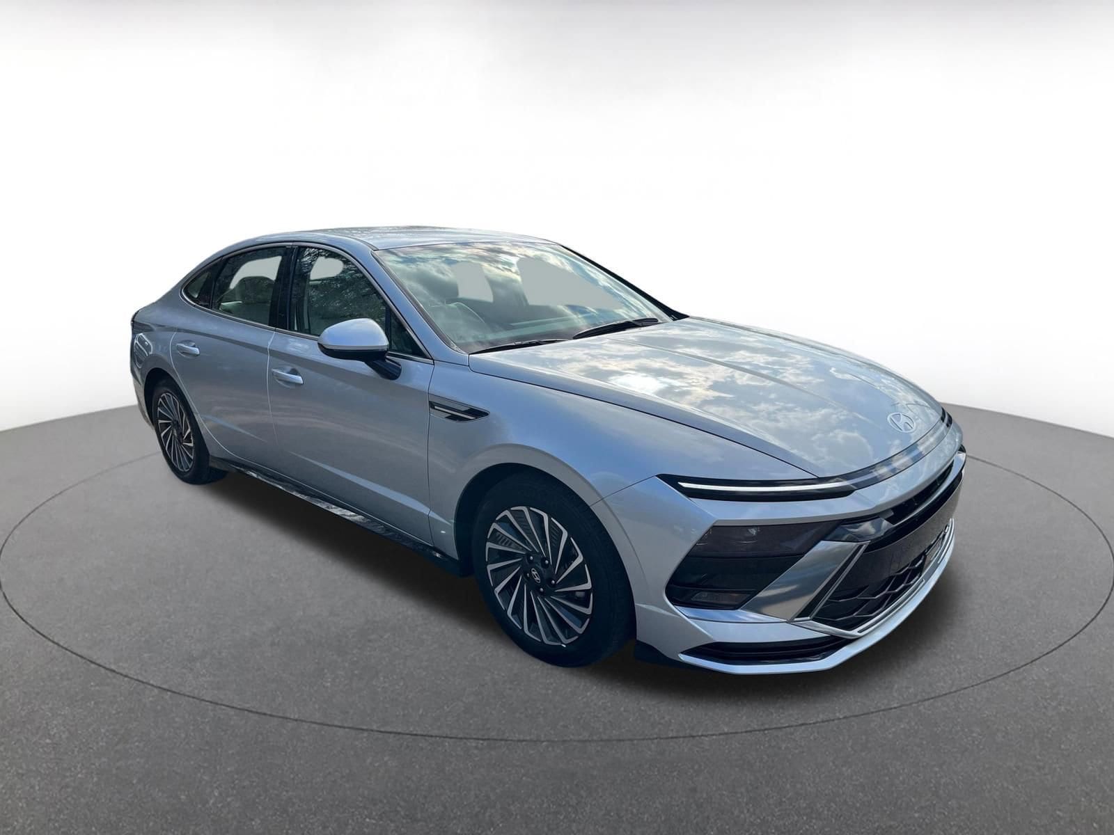 Thumbnail: 2025 Hyundai Sonata - 1