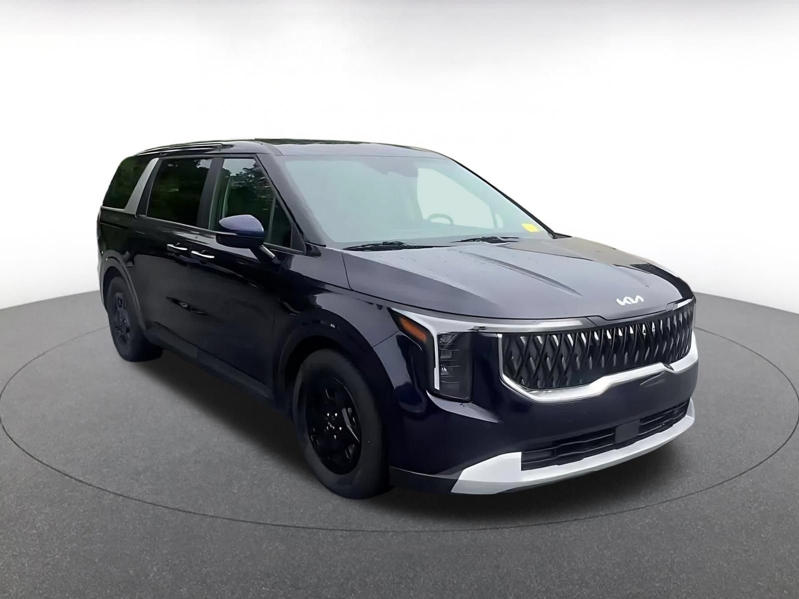 Thumbnail: 2026 Kia Carnival - 3