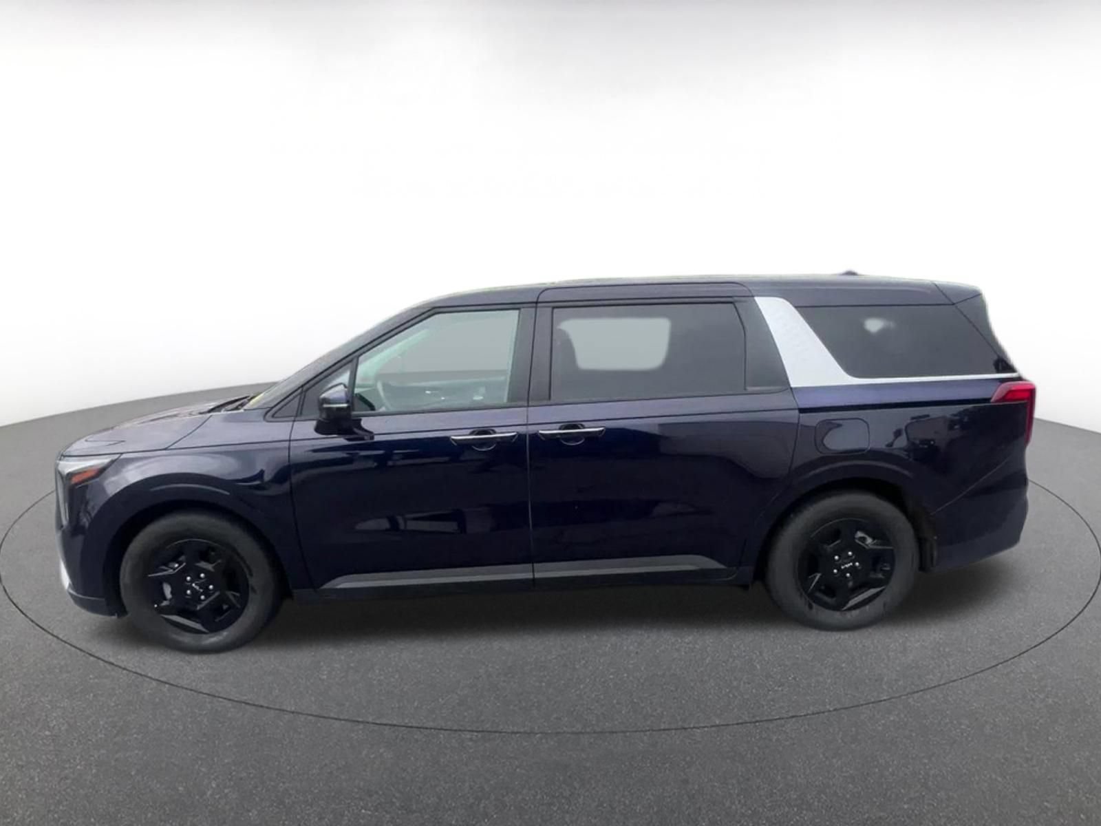 Thumbnail: 2026 Kia Carnival - 9
