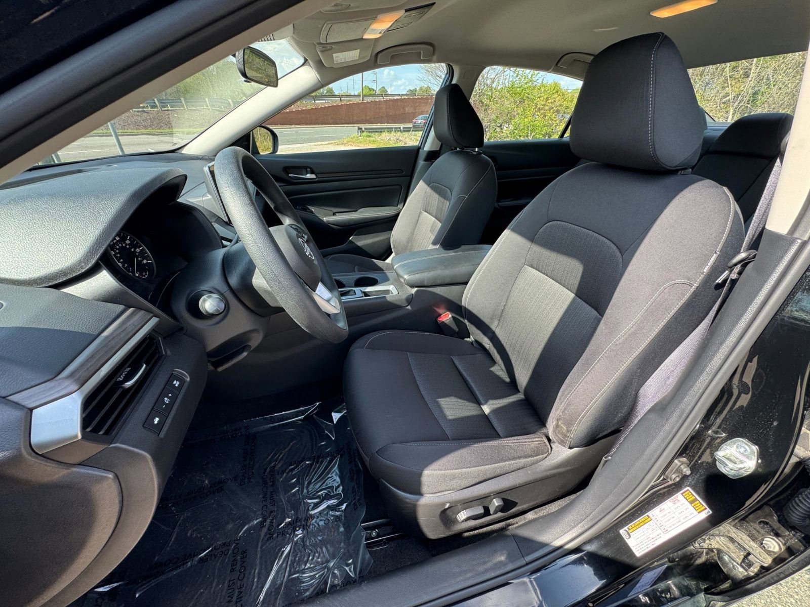 Thumbnail: 2025 Nissan Altima - 32