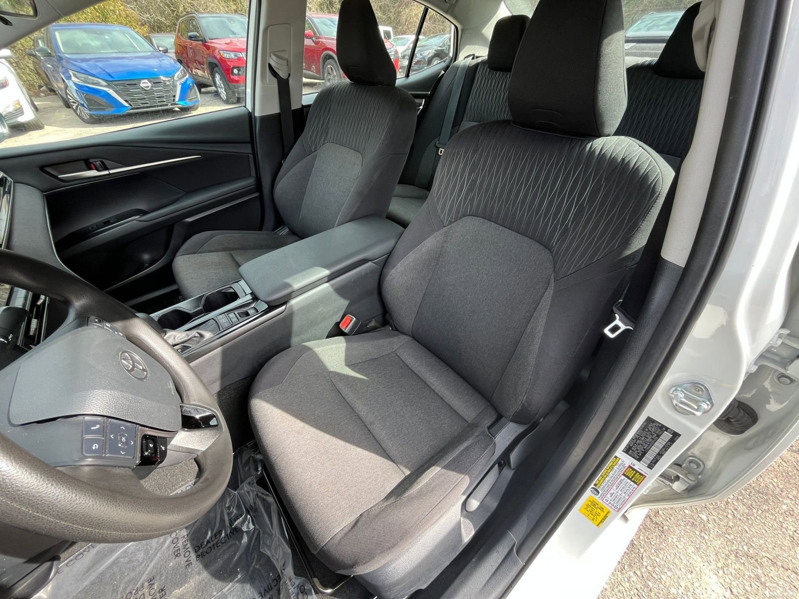 Thumbnail: 2025 Toyota Camry - 33