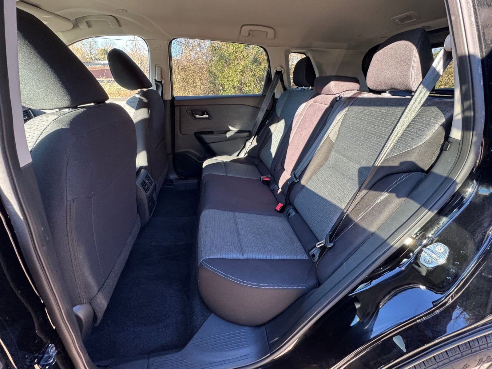 Thumbnail: 2023 Nissan Rogue - 32