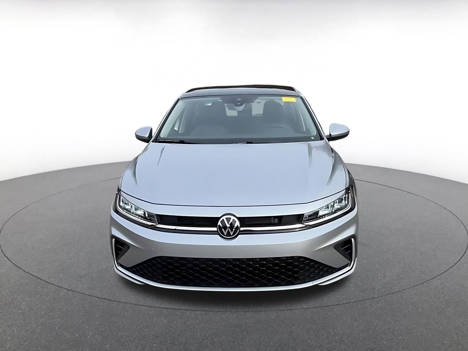 Thumbnail: 2025 Volkswagen Jetta - 4