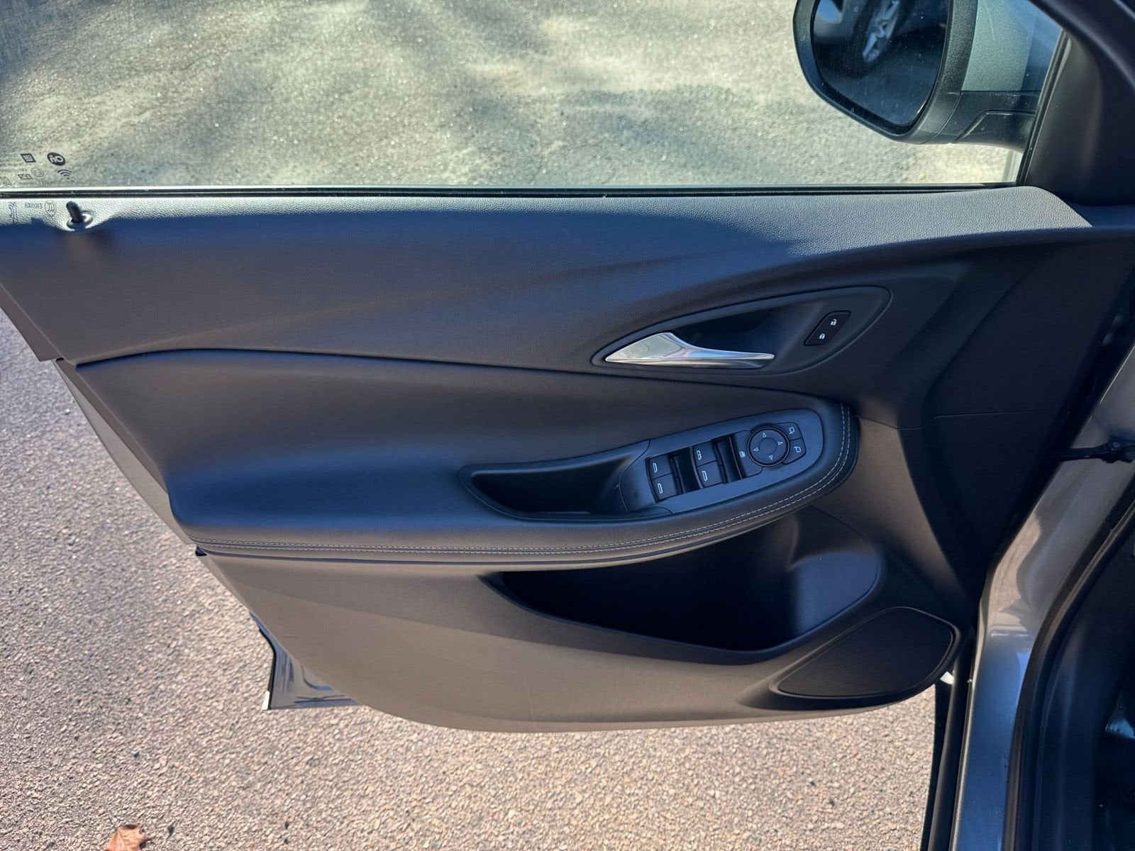 Thumbnail: 2025 Buick Encore GX - 18