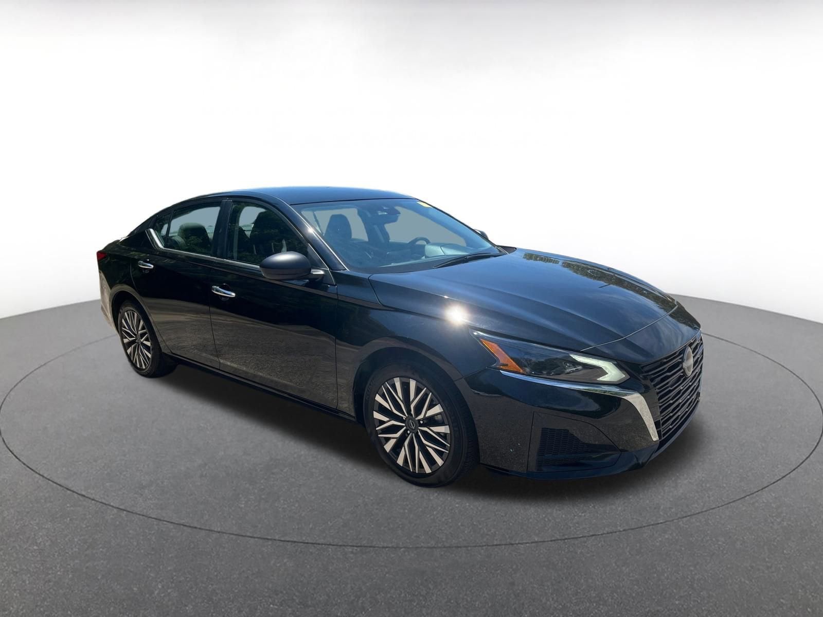 Thumbnail: 2024 Nissan Altima - 1