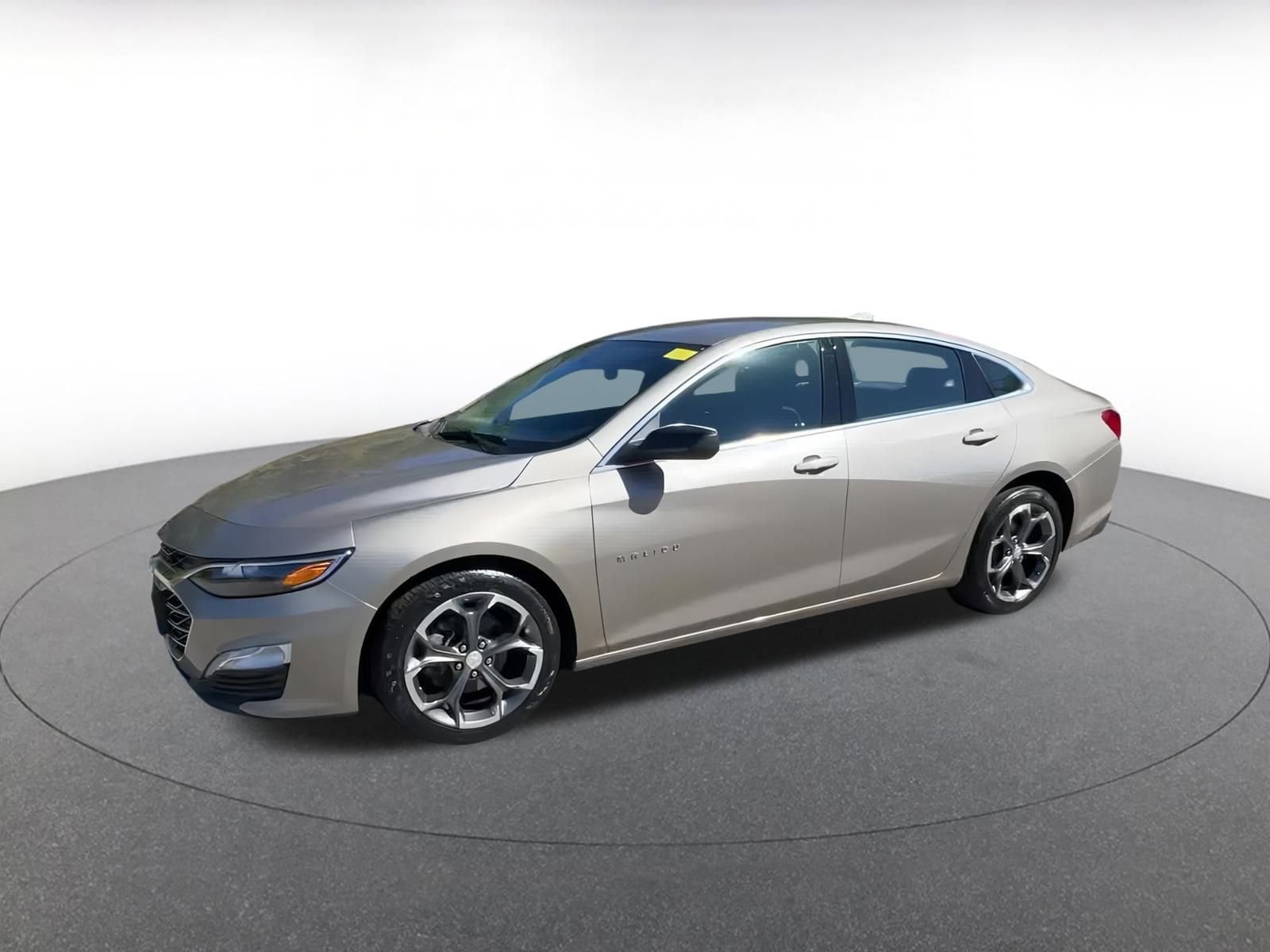 Thumbnail: 2023 Chevrolet Malibu - 8