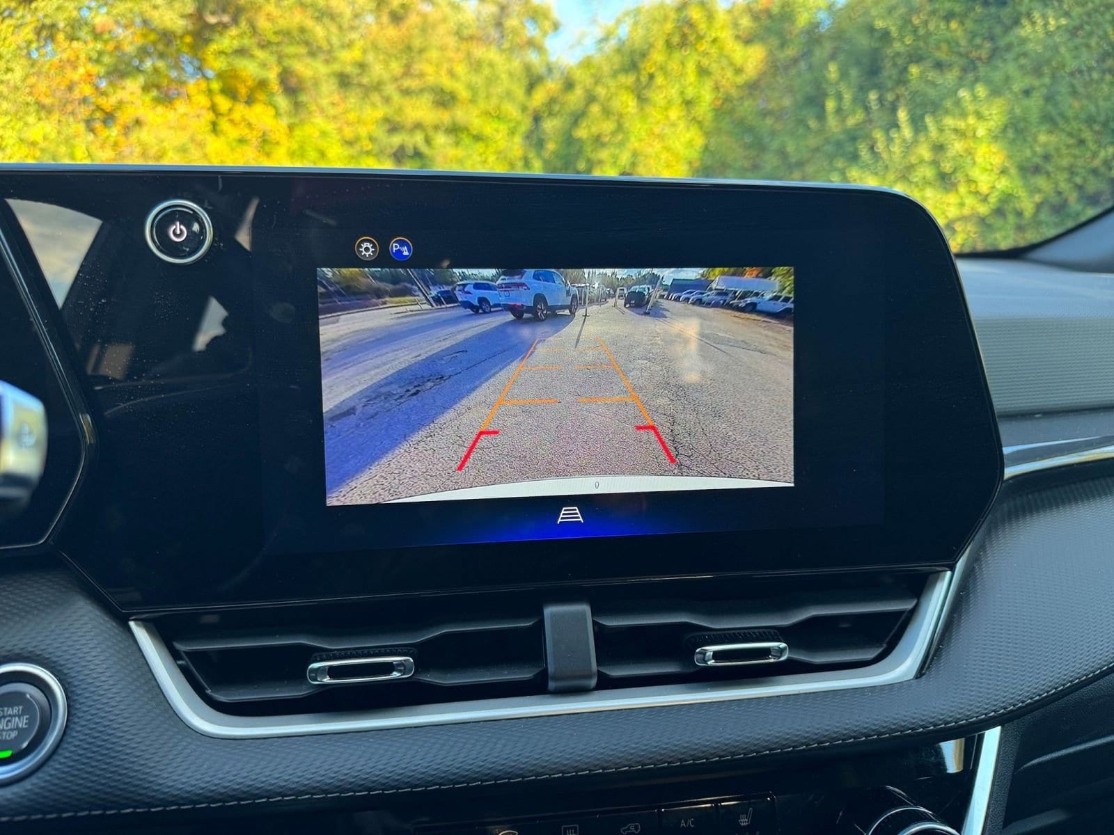 Thumbnail: 2025 Chevrolet Equinox - 17