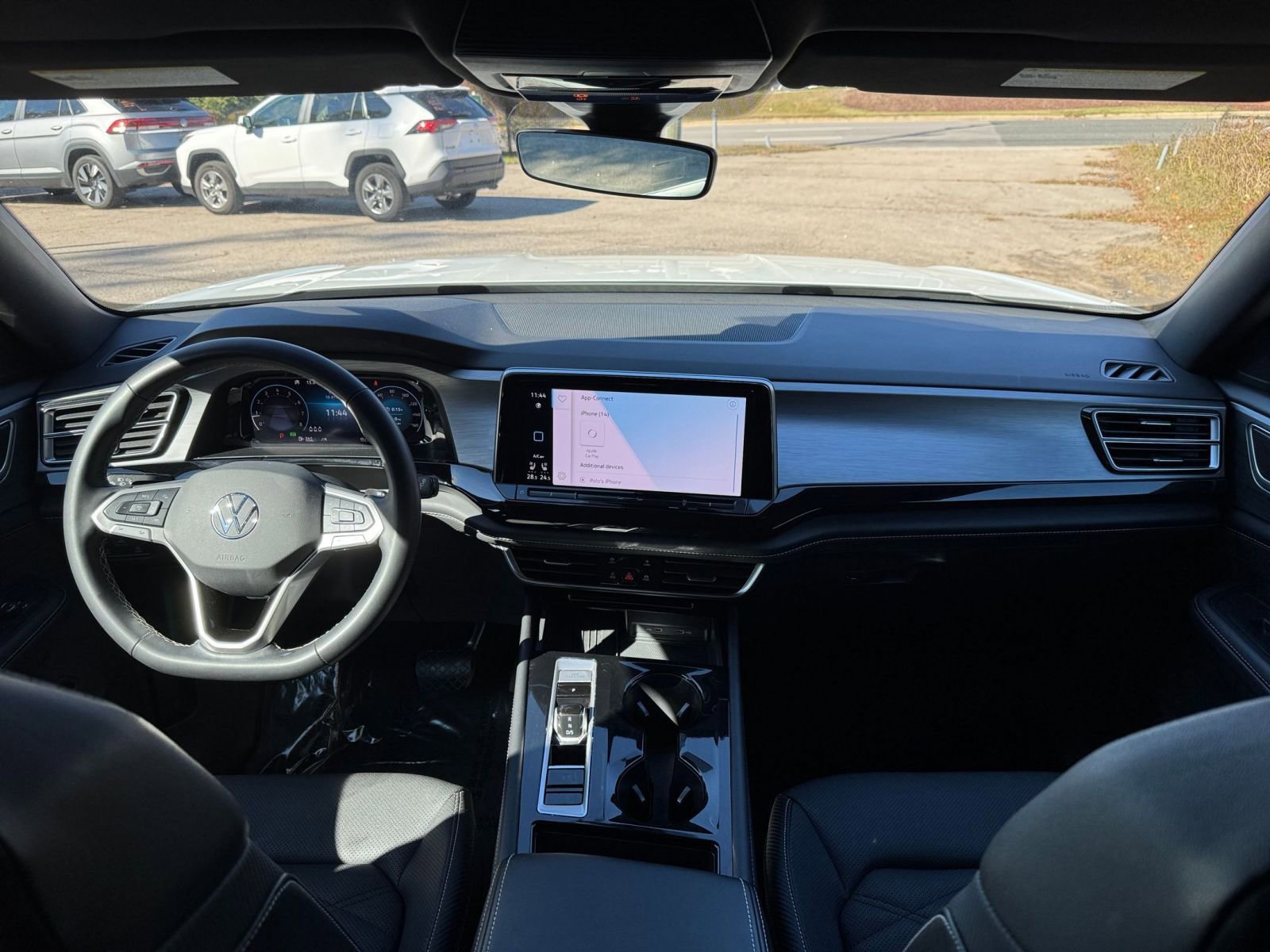 Thumbnail: 2025 Volkswagen Atlas - 28