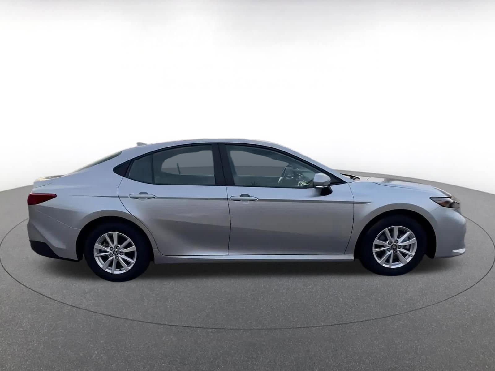 Thumbnail: 2025 Toyota Camry - 16