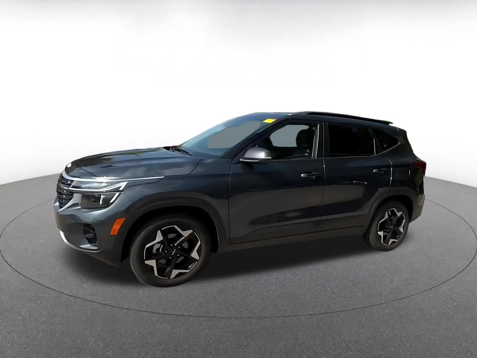 Thumbnail: 2025 Kia Seltos - 8
