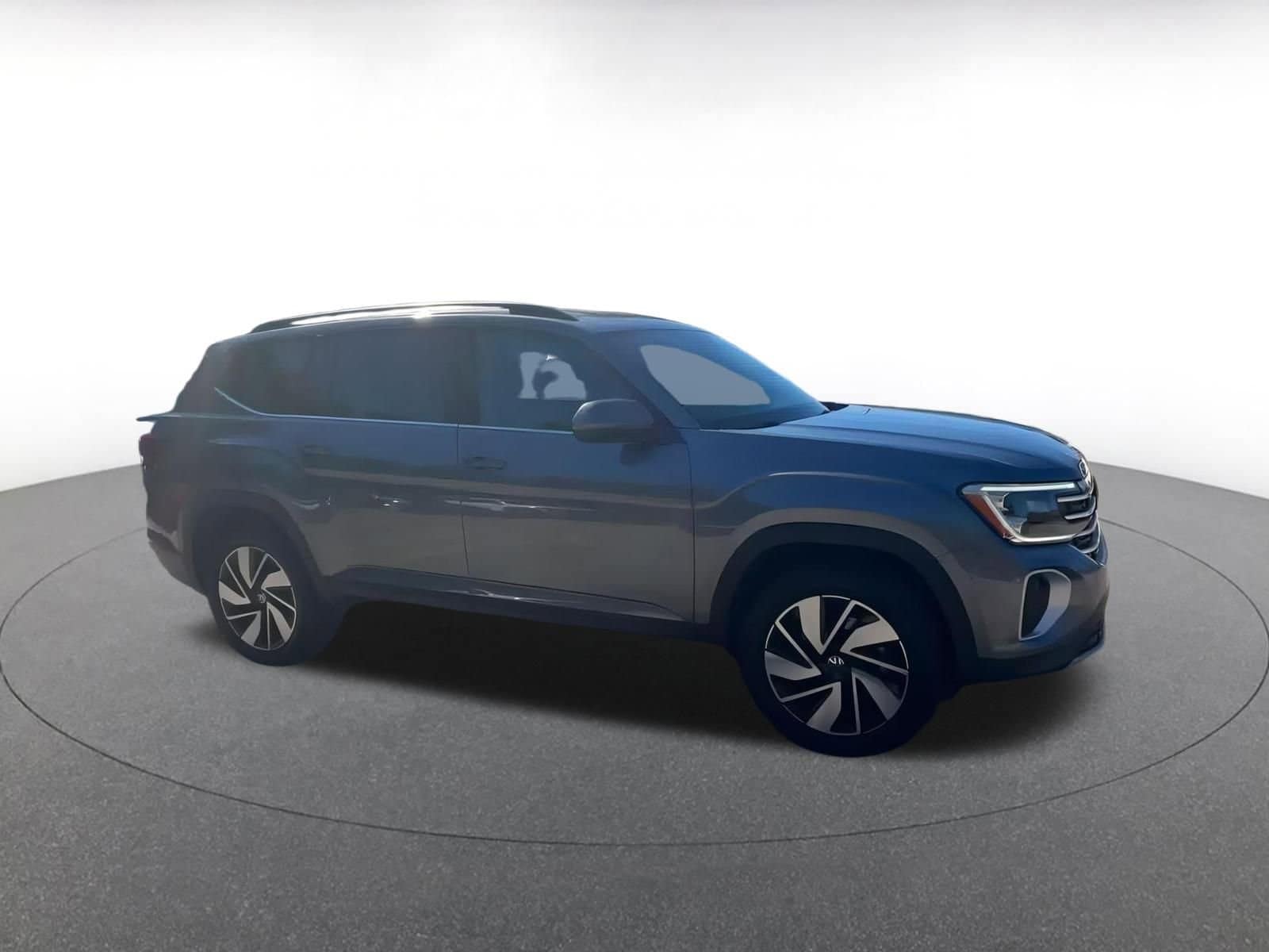 Thumbnail: 2025 Volkswagen Atlas - 4