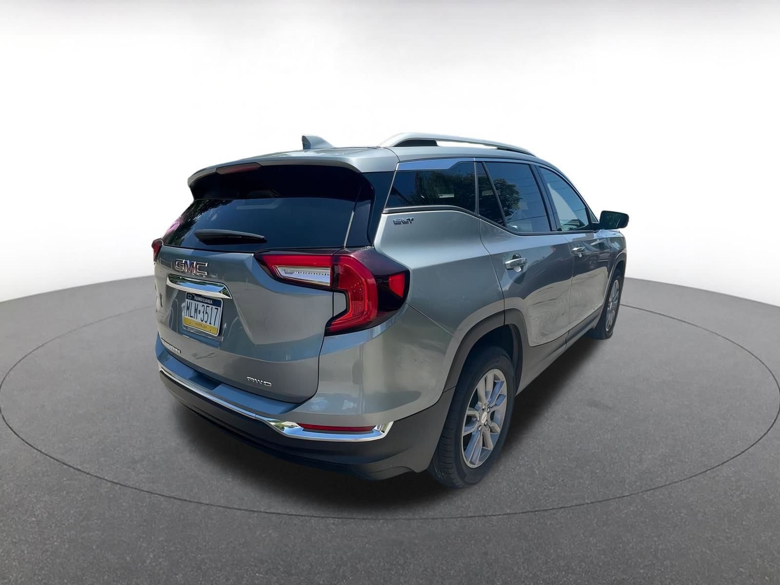 Thumbnail: 2024 GMC Terrain - 23