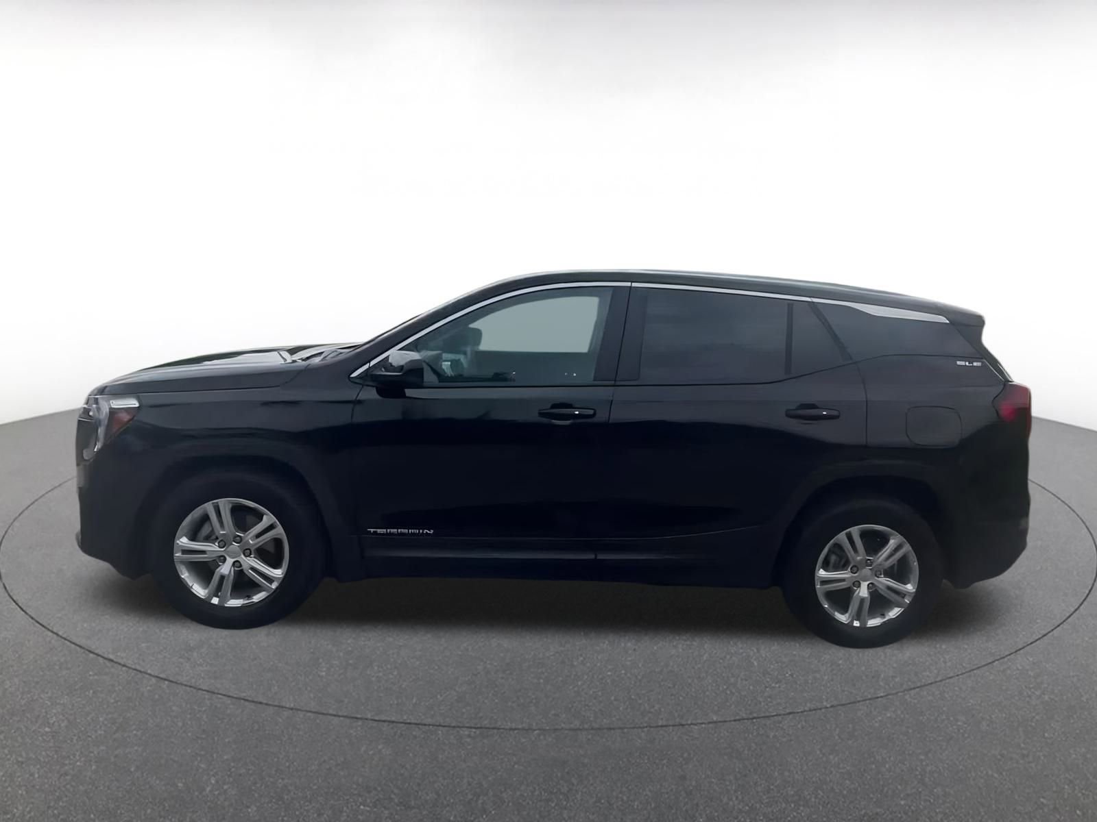 Thumbnail: 2024 GMC Terrain - 9