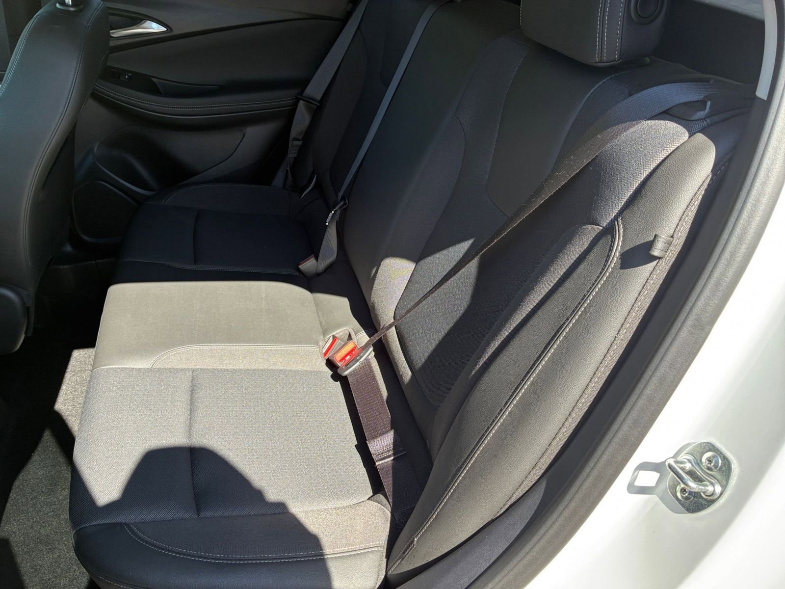 Thumbnail: 2025 Buick Encore GX - 35