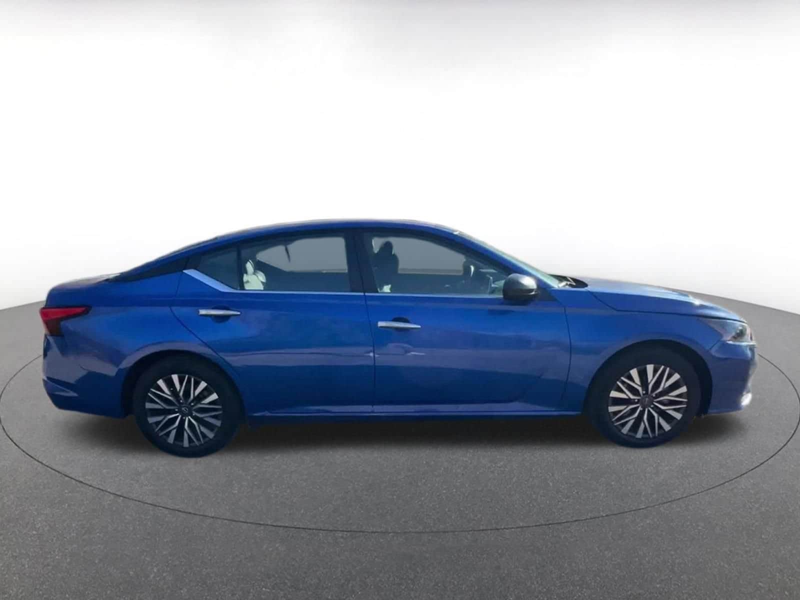 Thumbnail: 2025 Nissan Altima - 14