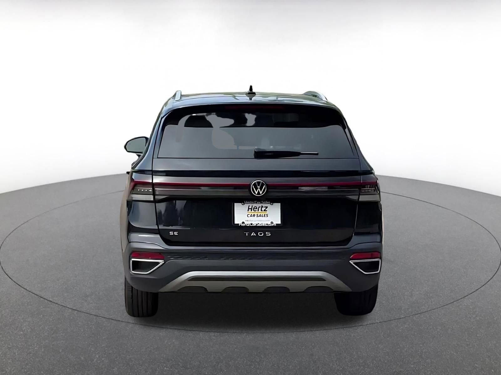 Thumbnail: 2025 Volkswagen Taos - 12