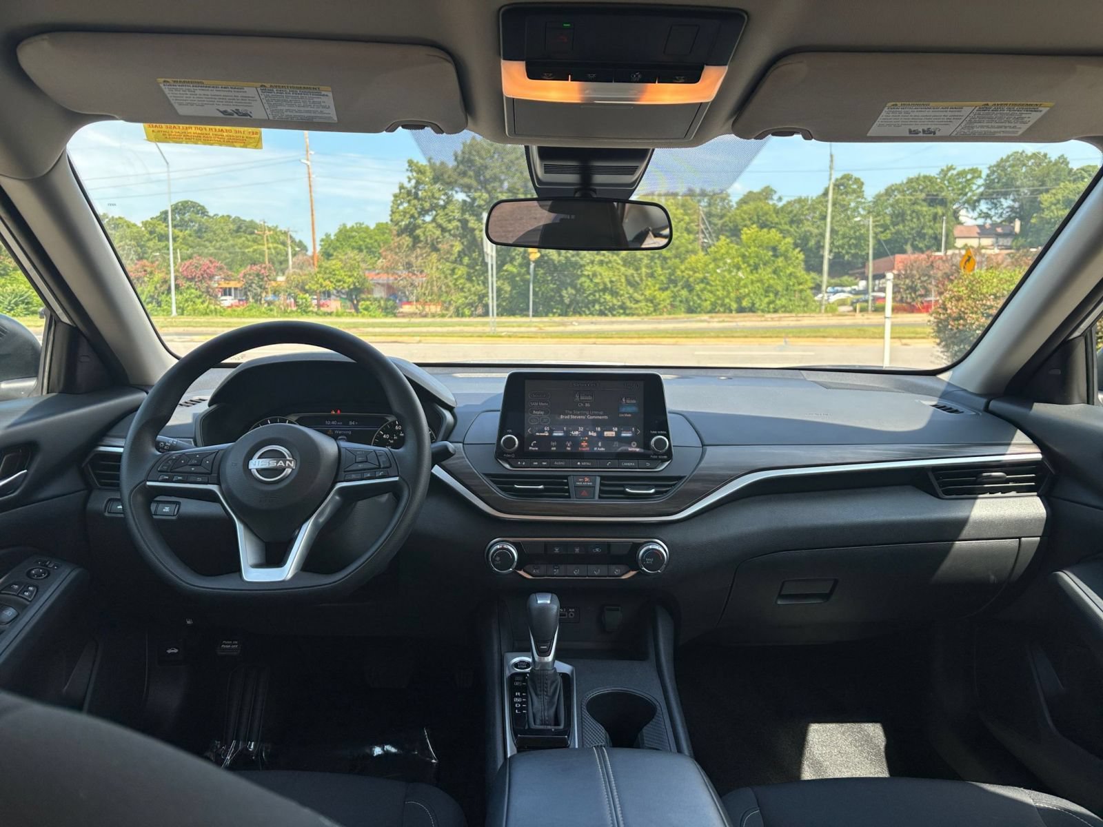 Thumbnail: 2025 Nissan Altima - 32