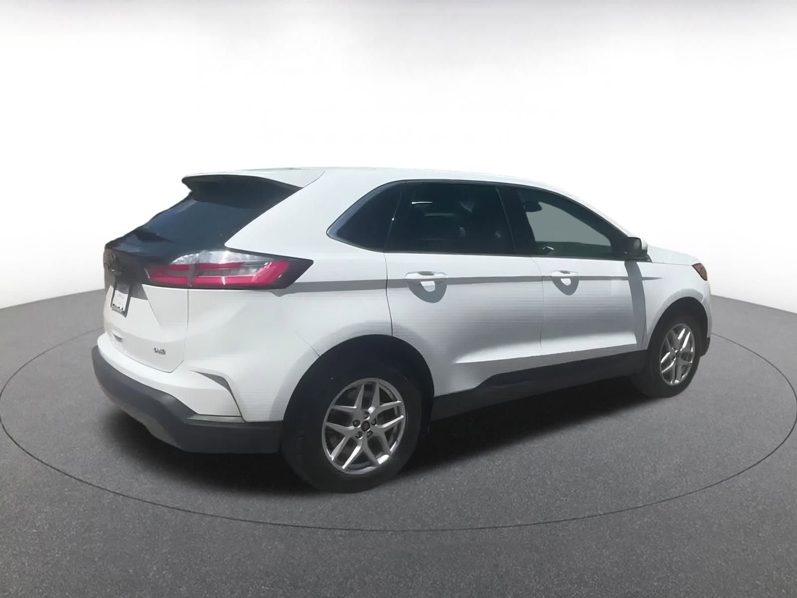 Thumbnail: 2024 Ford Edge - 14