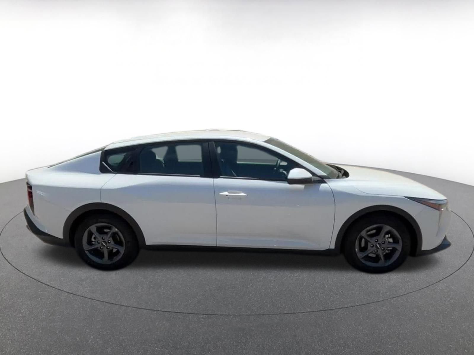 Thumbnail: 2025 Kia K4 - 16