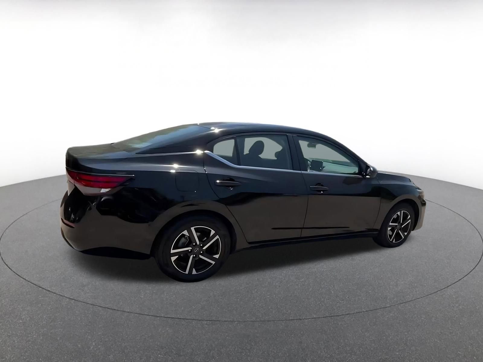 Thumbnail: 2025 Nissan Sentra - 15