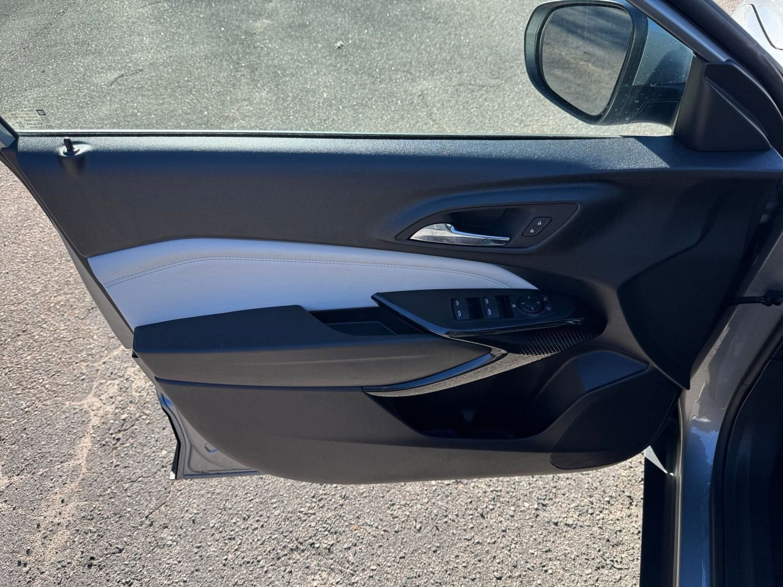 Thumbnail: 2025 Chevrolet Trax - 18