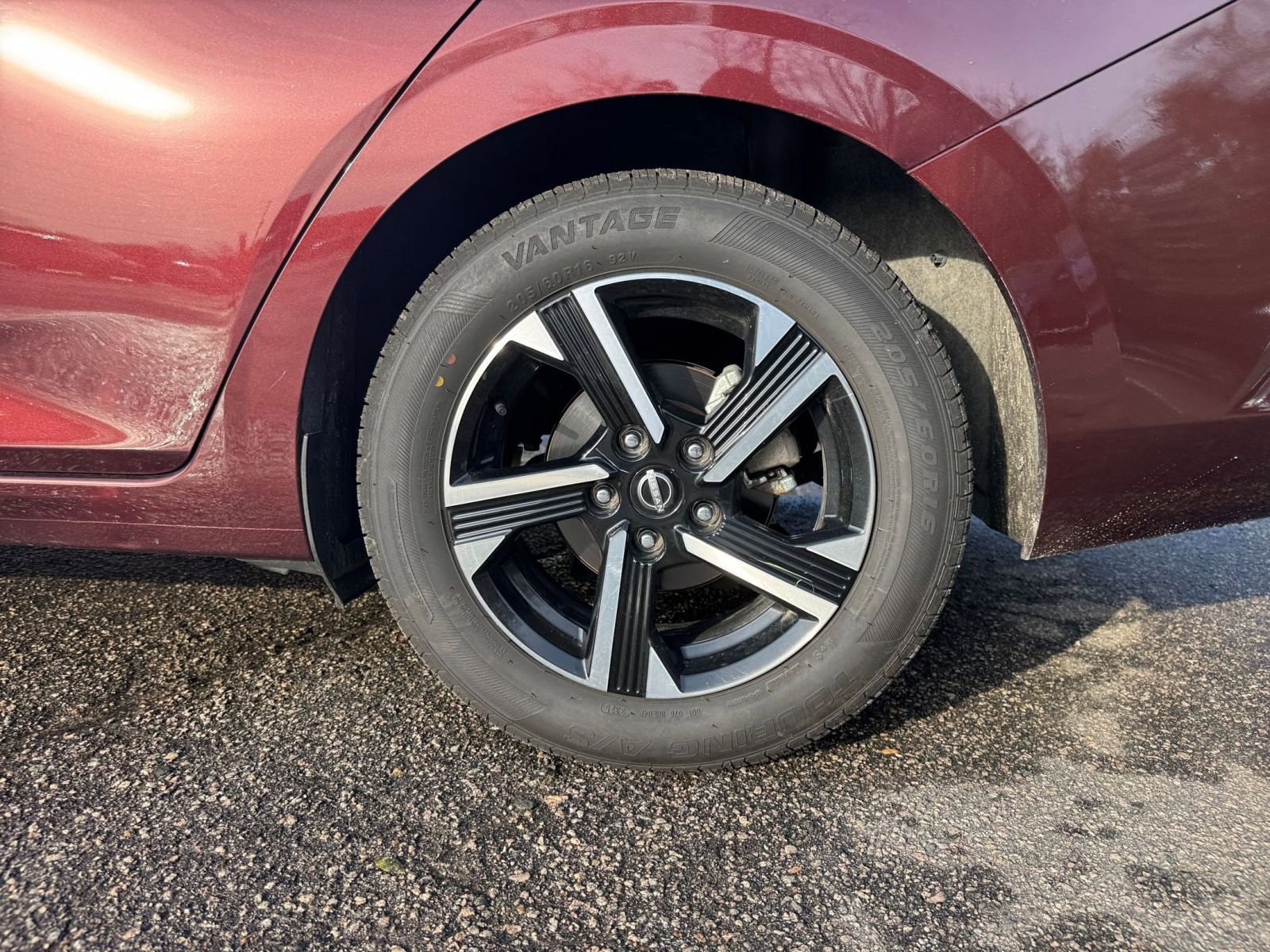 Thumbnail: 2024 Nissan Sentra - 25