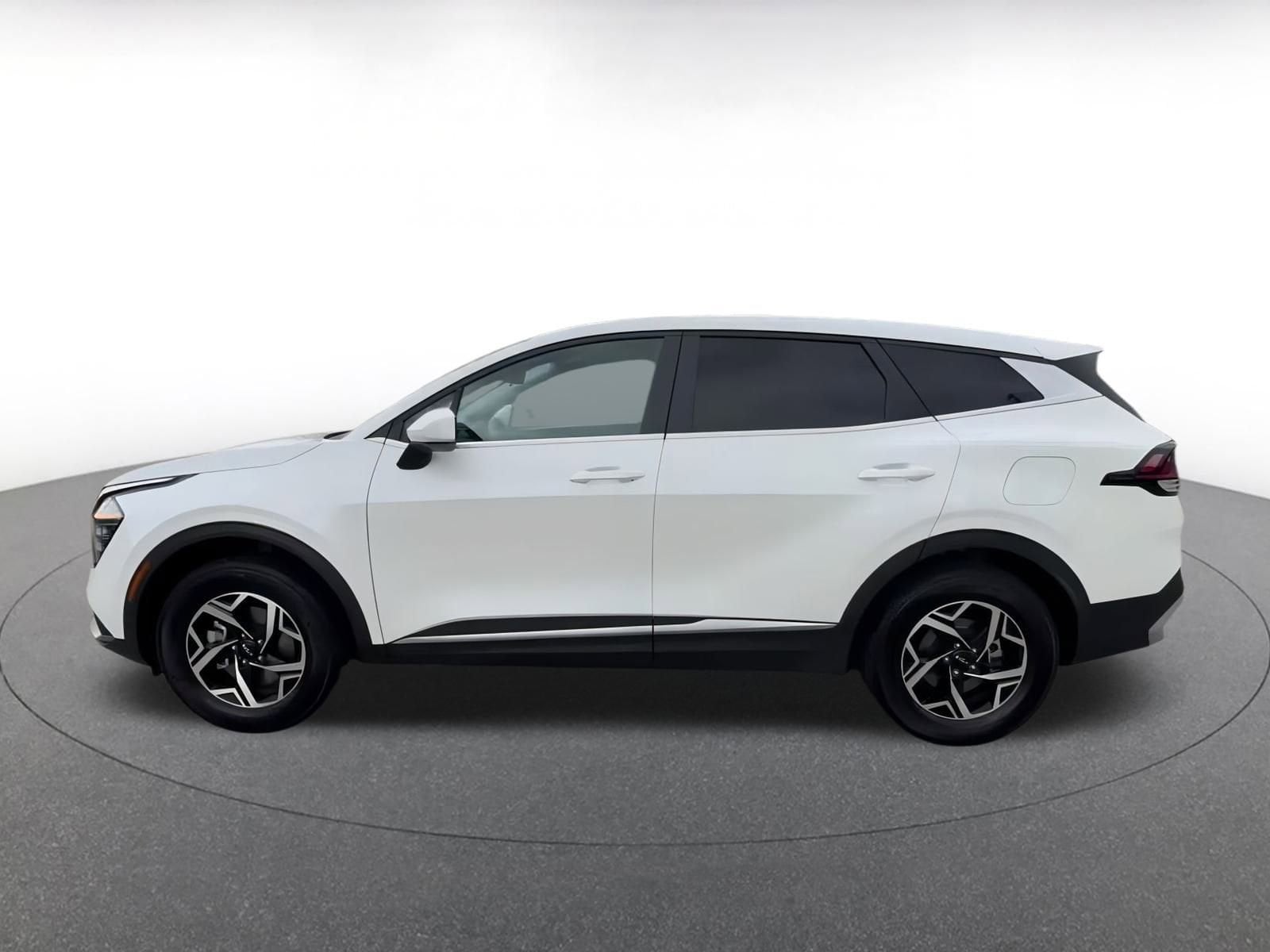 Thumbnail: 2024 Kia Sportage - 9