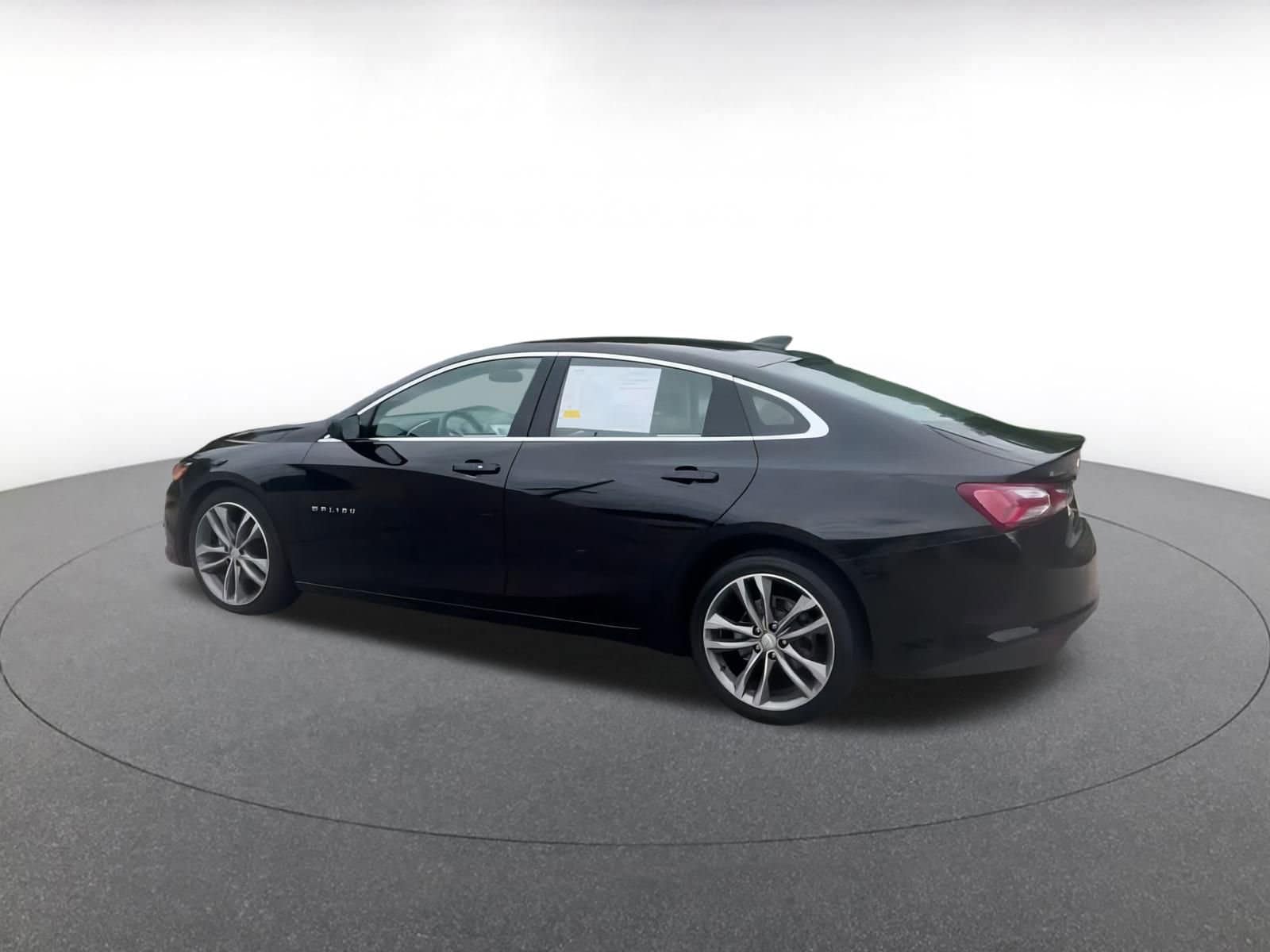 Thumbnail: 2024 Chevrolet Malibu - 15