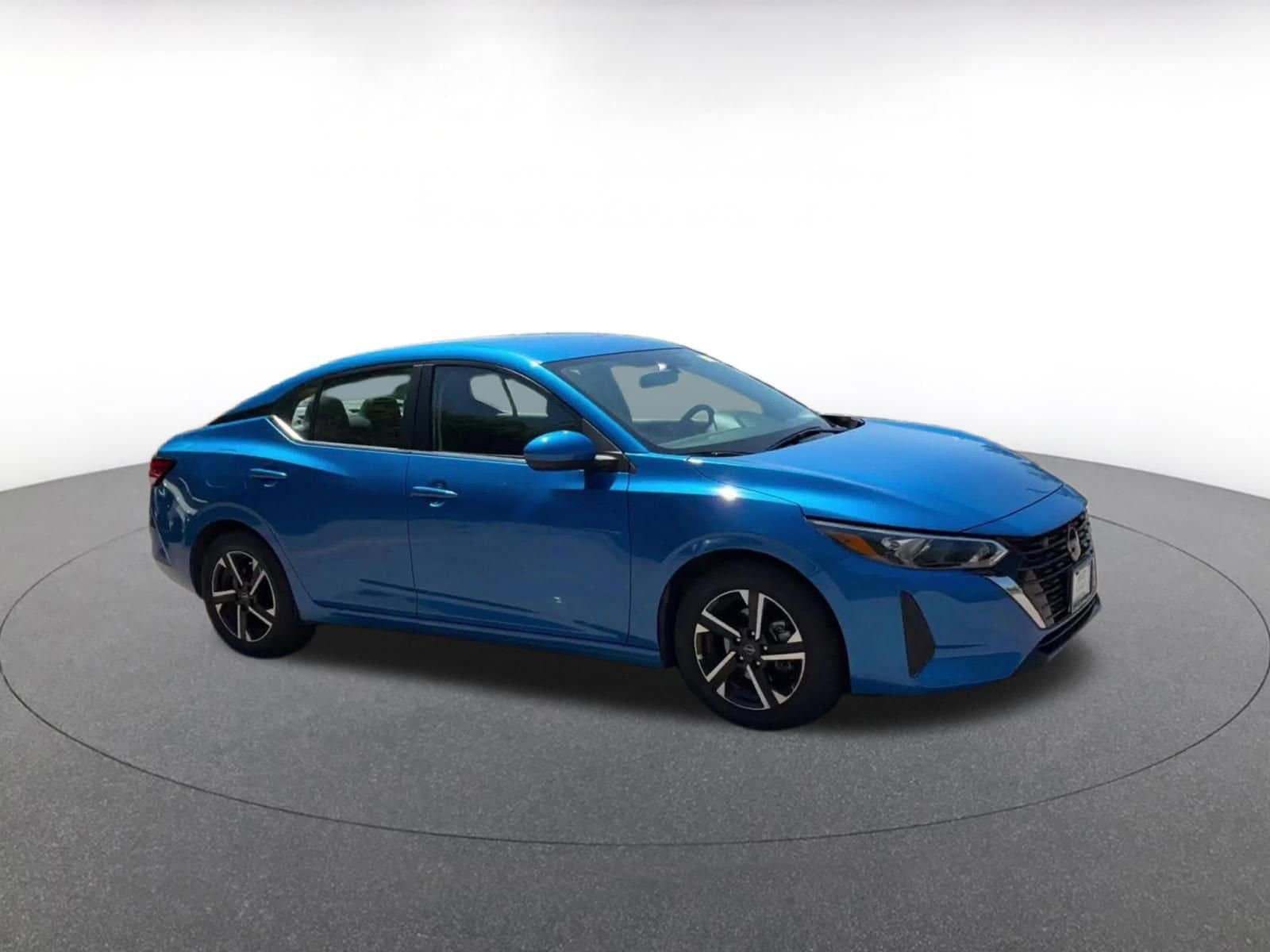 Thumbnail: 2025 Nissan Sentra - 2