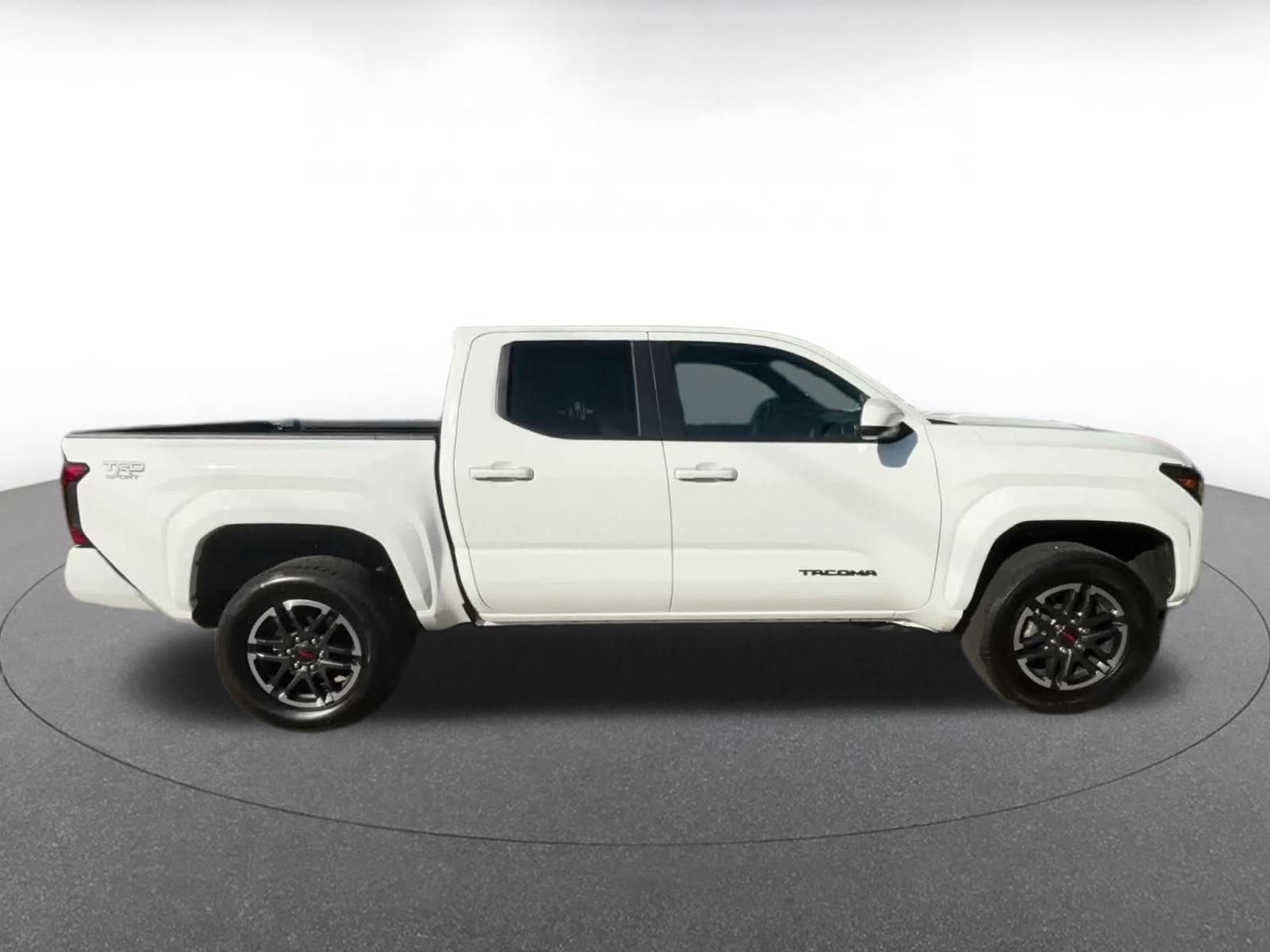 Thumbnail: 2024 Toyota Tacoma - 16