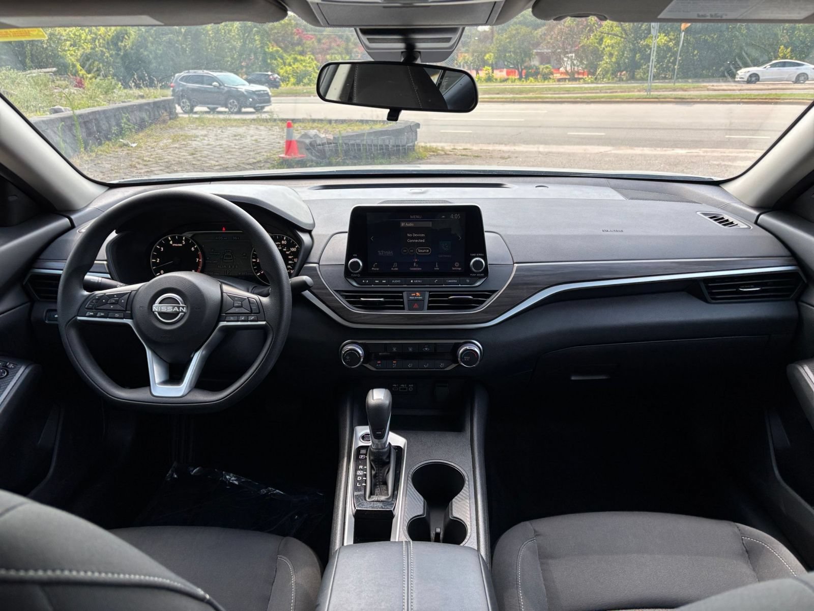 Thumbnail: 2025 Nissan Altima - 28