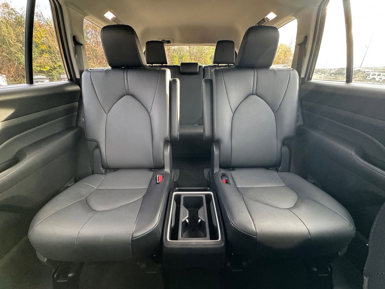 Thumbnail: 2025 Toyota Grand Highlander - 33