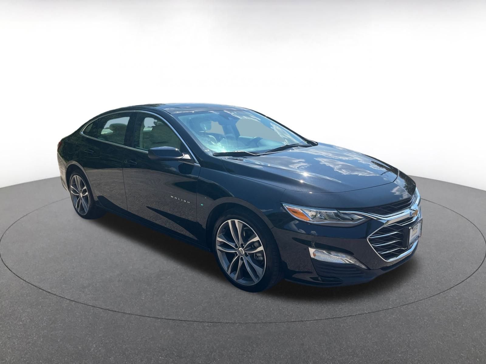 Thumbnail: 2024 Chevrolet Malibu - 1