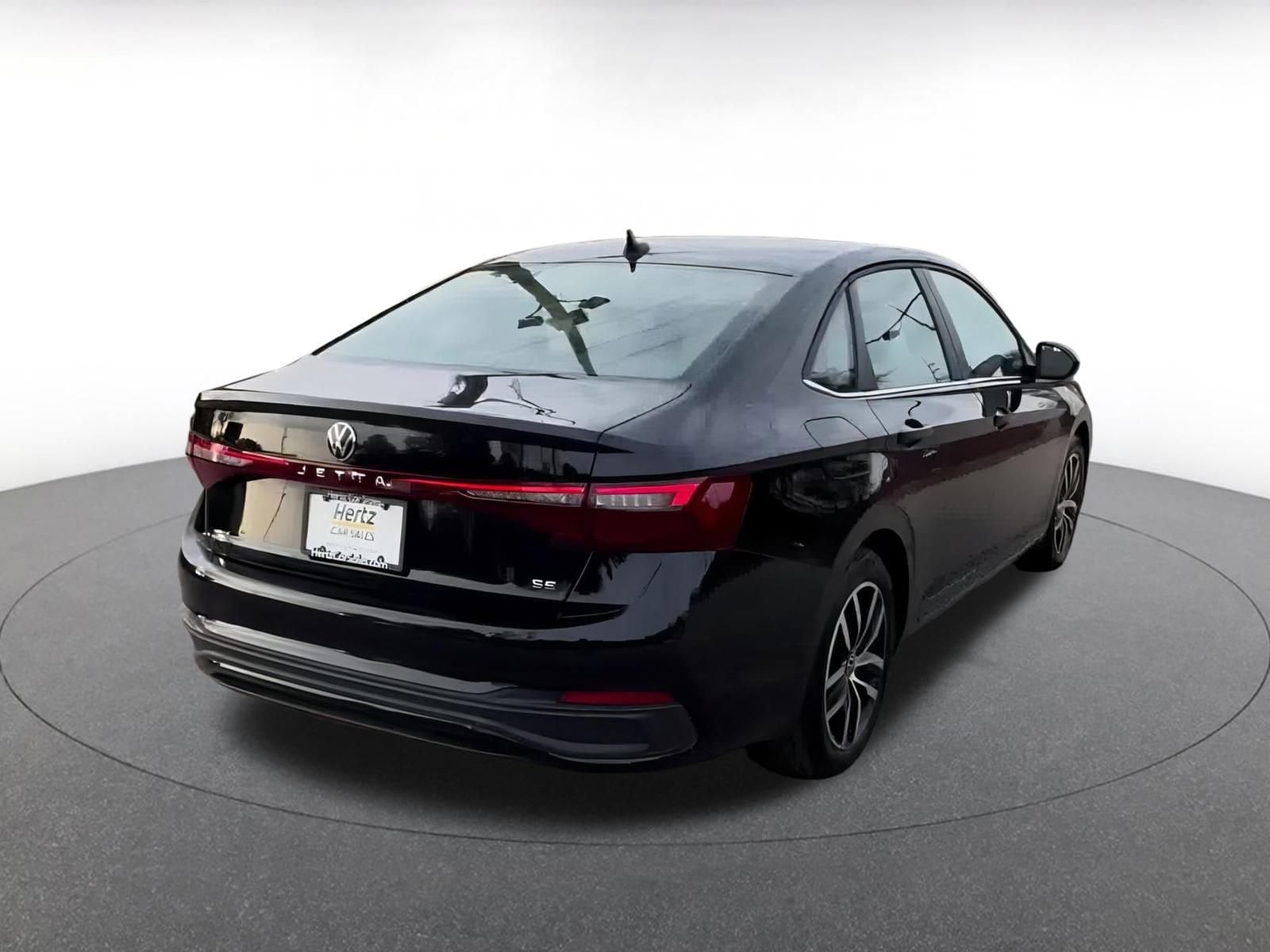 Thumbnail: 2025 Volkswagen Jetta - 14