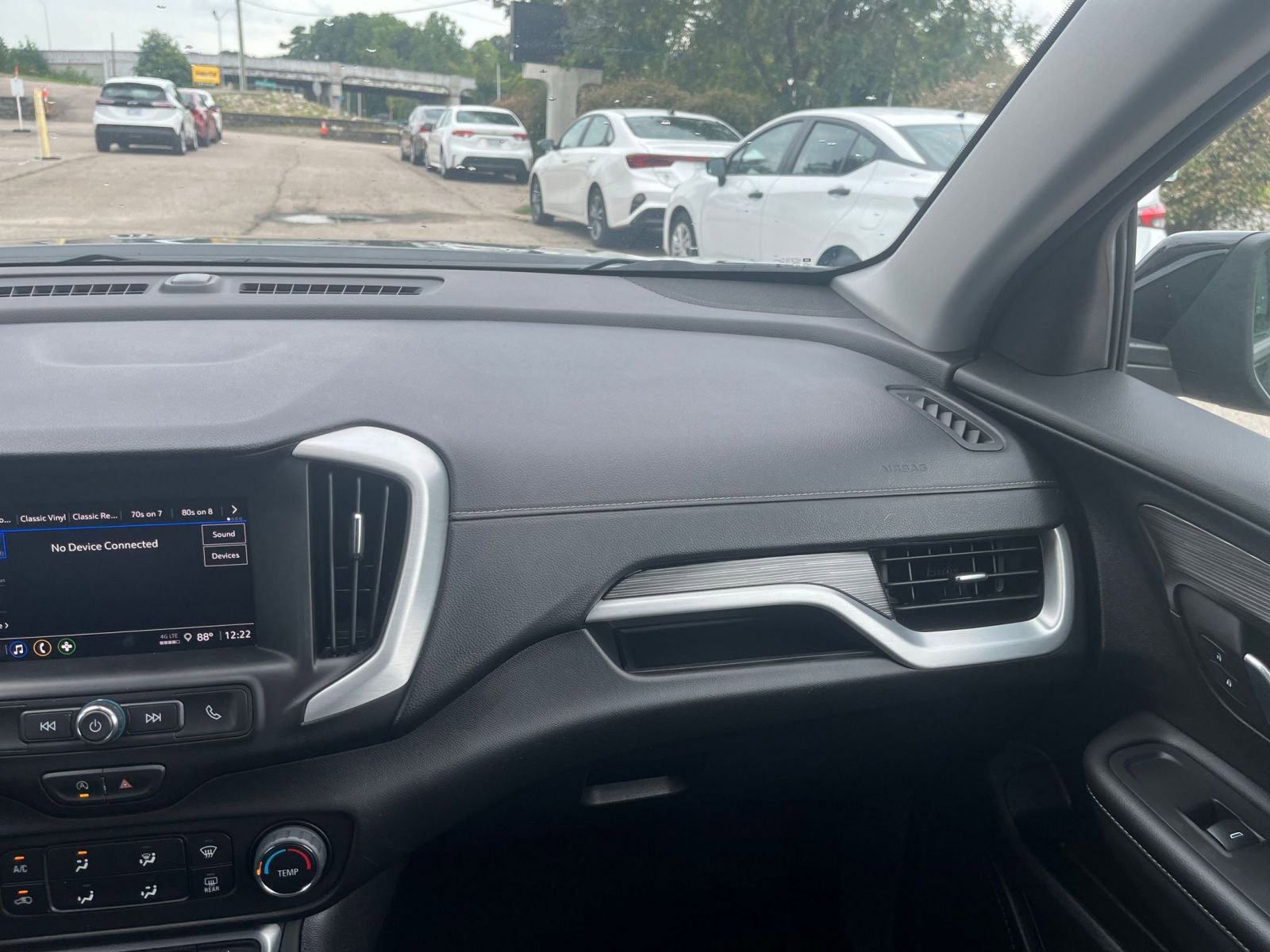 Thumbnail: 2024 GMC Terrain - 30