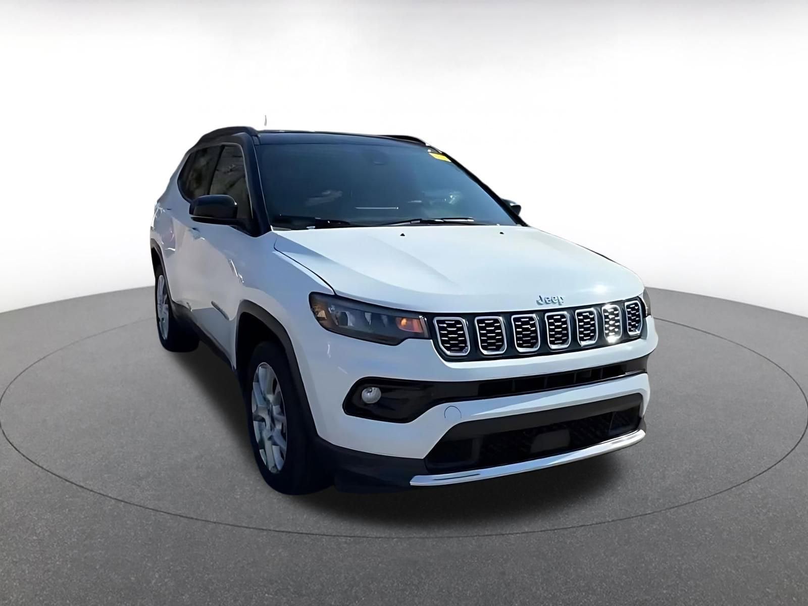 Thumbnail: 2025 Jeep Compass - 3