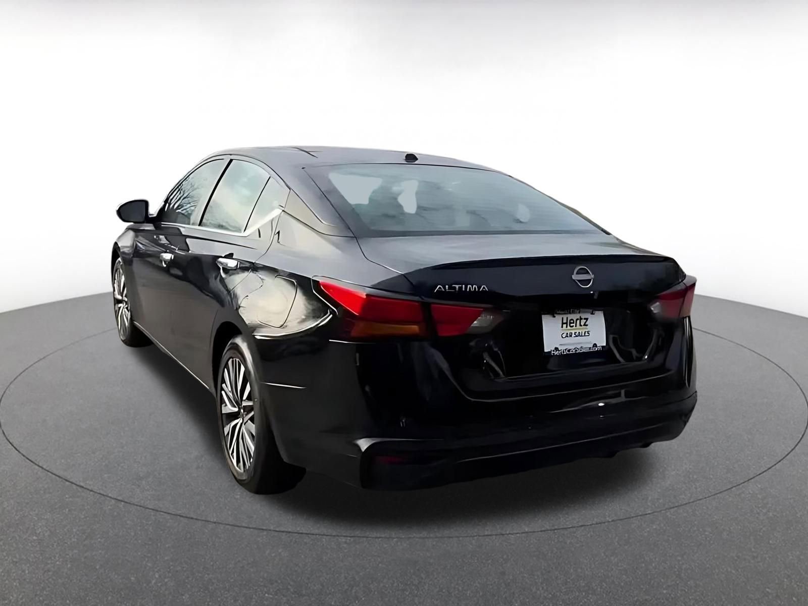 Thumbnail: 2025 Nissan Altima - 10