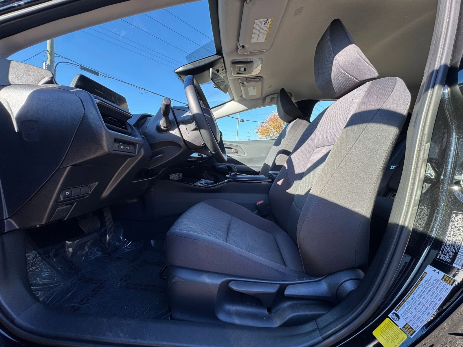 Thumbnail: 2025 Toyota Prius - 22